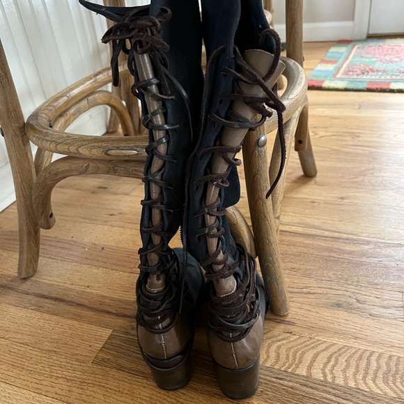 Freebird by Steven - Coal Stone Boots blue in size 8. Great used condition. - Picture 2 of 7